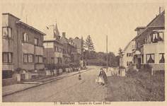 Square du Castel Fleuri, Watermael-Boitsfort, vue ancienne. À gauche, au premier plan, les 17 à 13 (arch. Louis Tenaerts) et à droite les 14 et 12 (arch. Louis Tenaerts) (© Collection cartes postales Brussels Art Deco Society)