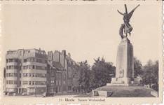 Square Wolvendael (actuel square des Héros), Uccle, photo de la fin des années 1930 (© Collection cartes postales Brussels Art Deco Society)